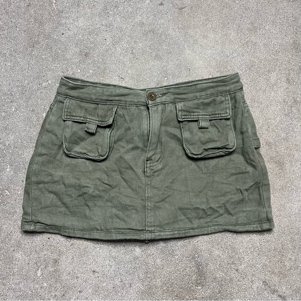 Army green Cargo Mini Skirt 🪖✨